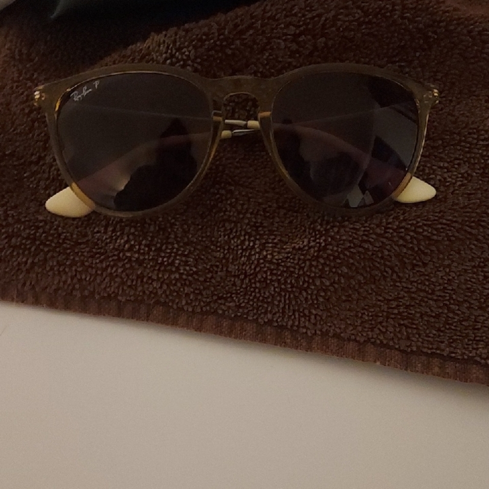 Ray Ban- P Erika 4171